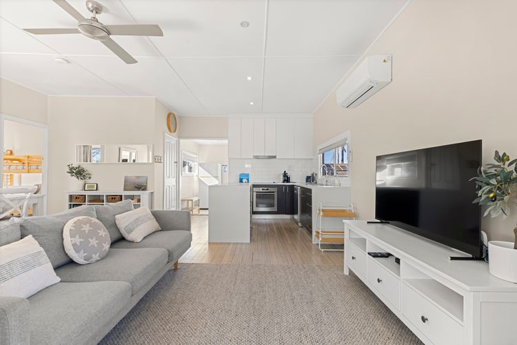 Beachhouse Currarong – Pet Friendly Beachfront