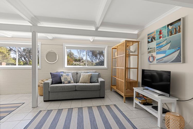 Beachhouse Currarong – Pet Friendly Beachfront