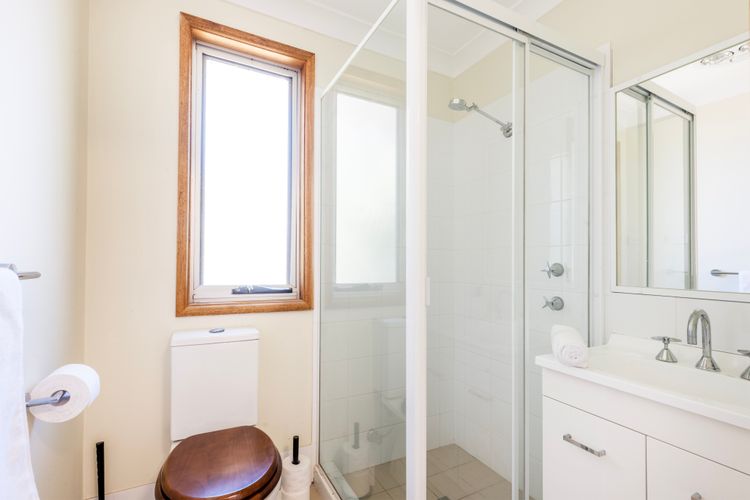 Lake House – Pet Friendly – Waterfront