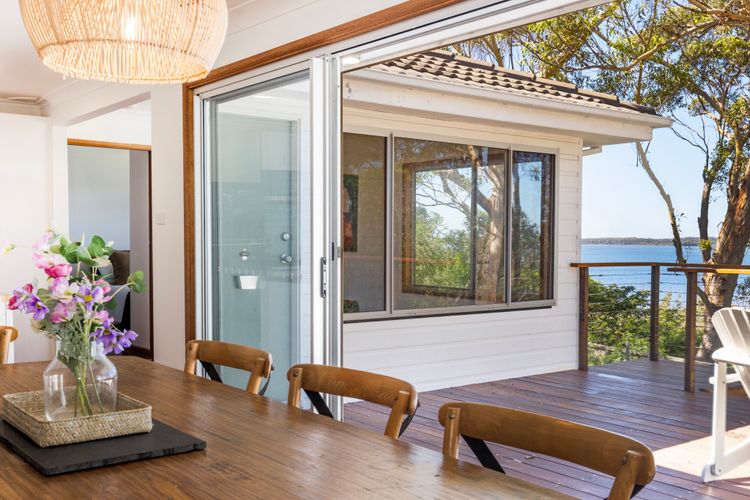 Lake House – Pet Friendly – Waterfront