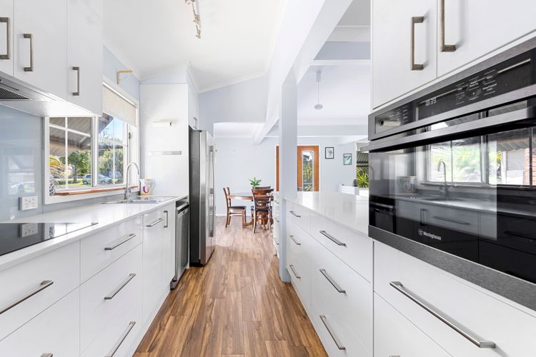 Nordic Fairway – Pet Friendly – 10 mins to Hyams Beach