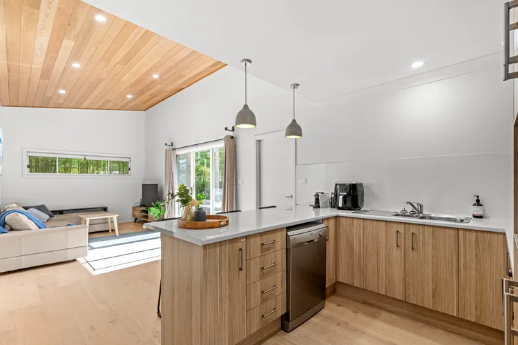 Bamboo Hideaway – 4 Mins Walk to the Beach