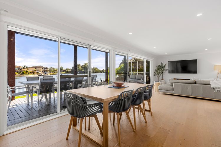 Amazing lakefront at your doorstep, Amazing views