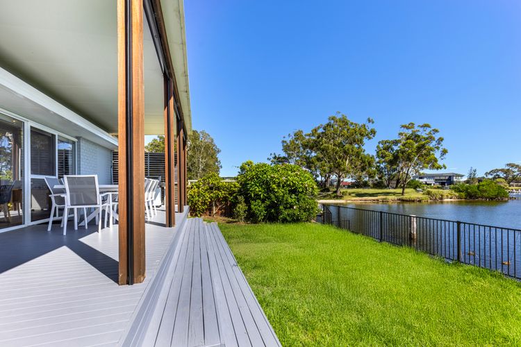 Amazing lakefront at your doorstep, Amazing views