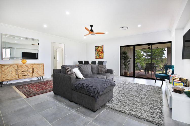 Rockwall – Pet-Friendly – Fire Pit