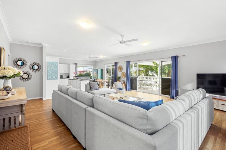 Mar-Lins – Pet Friendly – 2 Mins Walk to Beach