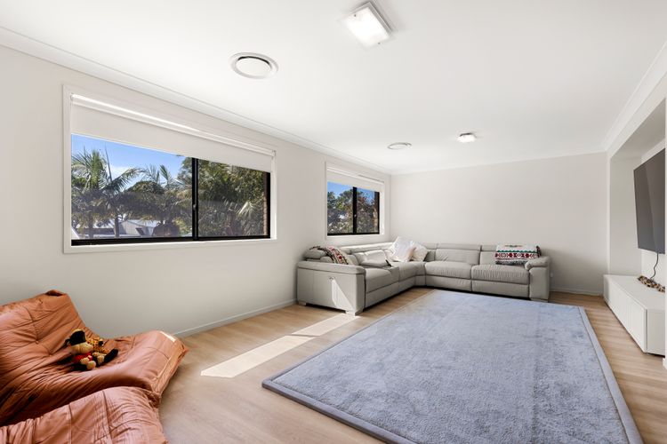 Water Lane – Swimming Pool – 4 Mins Walk to Bay