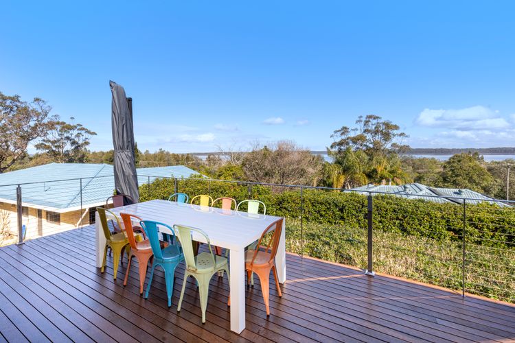 Lakeviews – Pet Friendly with Fireplace