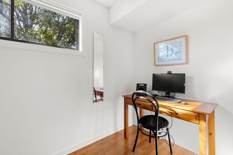 Lakeviews – Pet Friendly with Fireplace