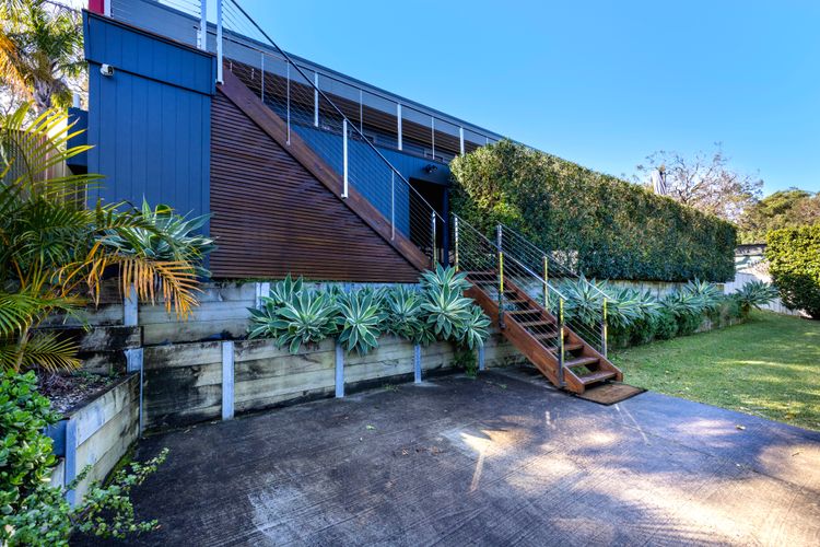 Lakeviews – Pet Friendly with Fireplace