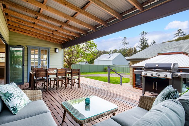 Pax & Coral – Pet Friendly House with Spa