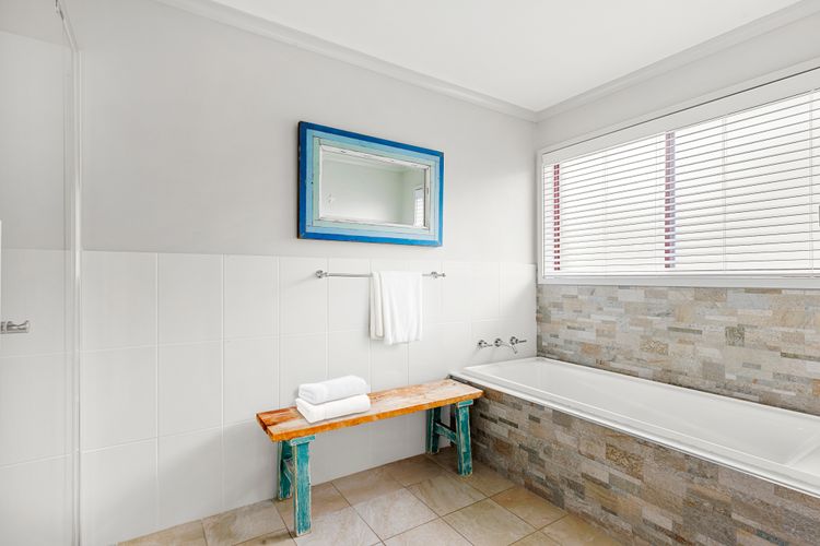 Lumina – Fireplace – 3 Mins Walk to Beach