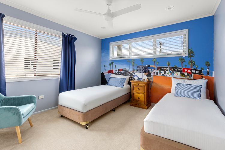 Lumina – Fireplace – 3 Mins Walk to Beach