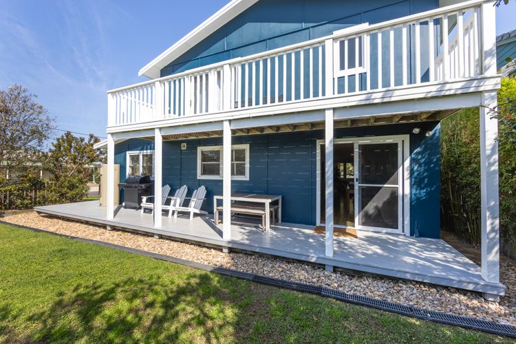 Blue Island – Pet Friendly – 1 Min Walk to Beach