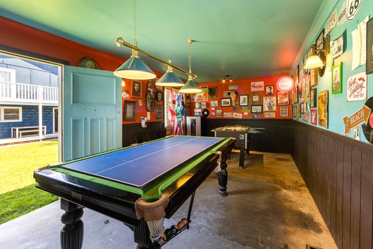 Blue Island – Pet Friendly – 1 Min Walk to Beach