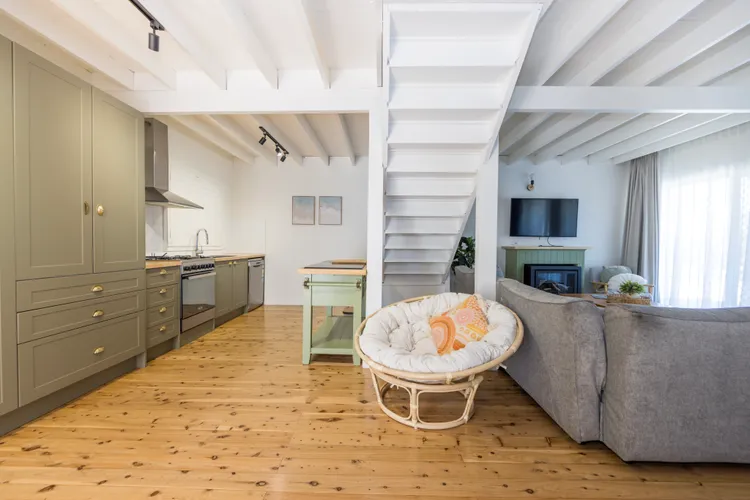 Wavesong on Watts – Pet Friendly with Spa