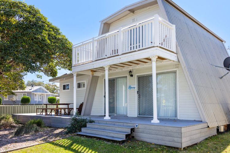Wavesong on Watts – Pet Friendly with Spa