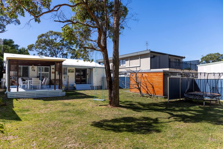 Happy House – Pet Friendly – 5 Min Walk to Beach