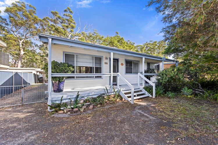 Happy House – Pet Friendly – 5 Min Walk to Beach