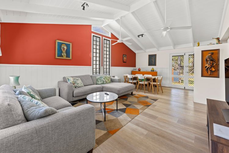 Happy House – Pet Friendly – 5 Min Walk to Beach