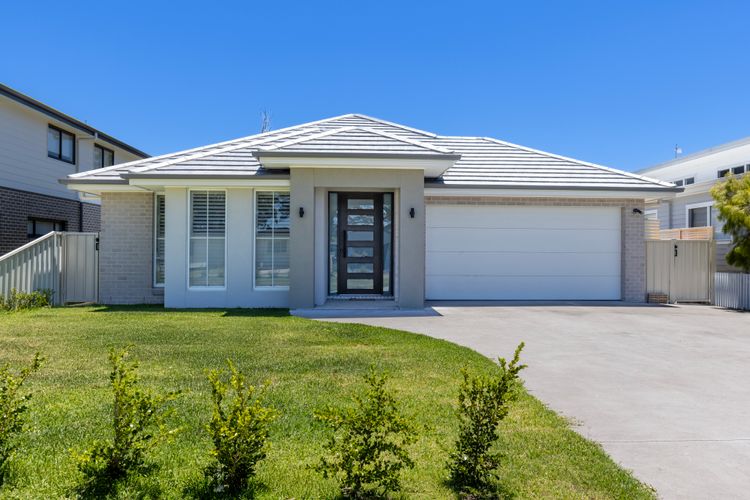 Pearl Jervis Bay – Luxury with Swimming Pool