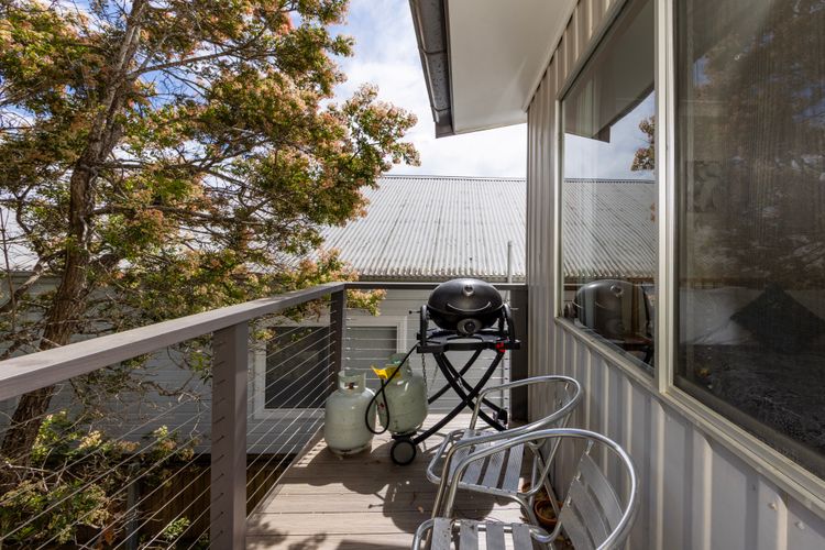 Sandpiper @ Callala Beach – Rustic Retreat