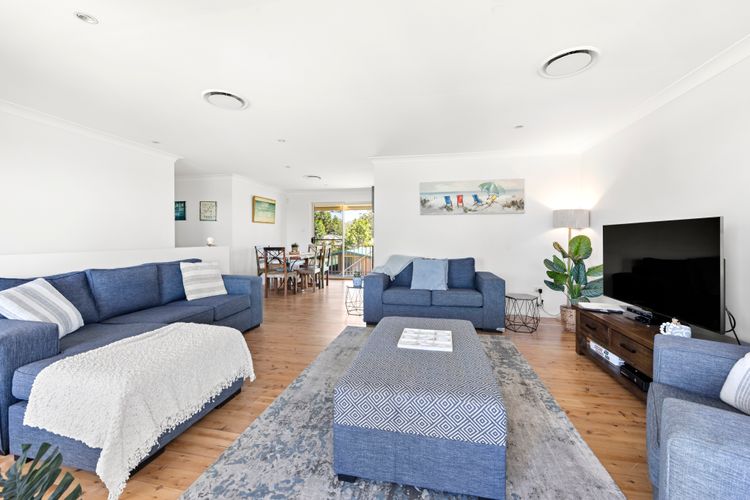 Sandy Adventures – Pet Friendly – 1 Min to Beach
