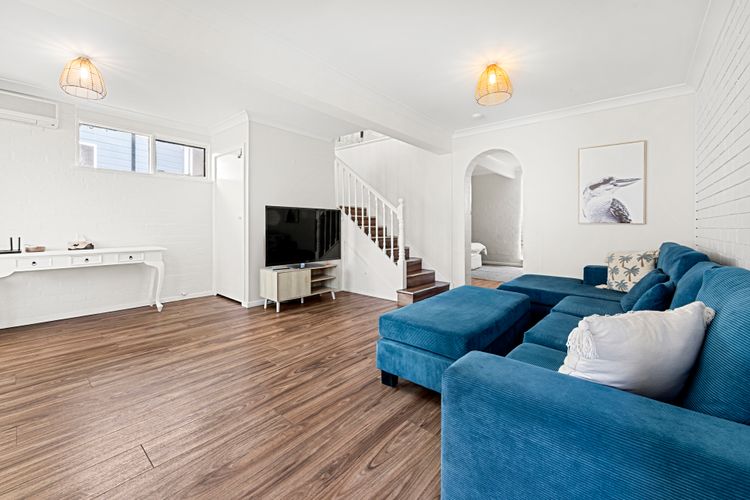 Shelleys – Pet Friendly – Short Walk to Beach