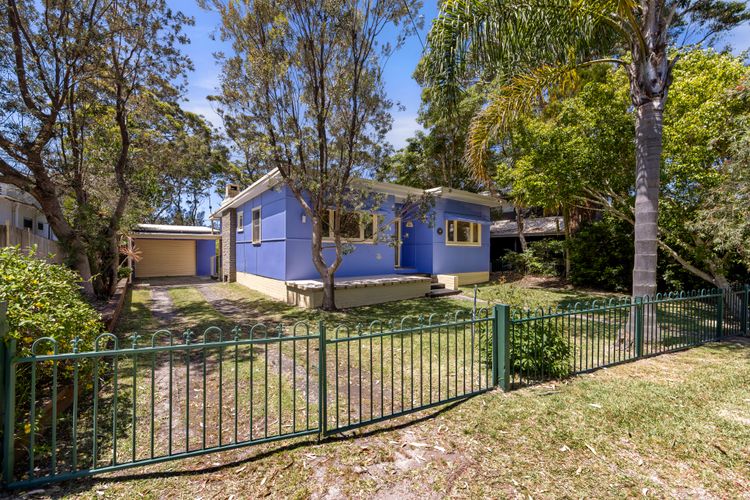 Banksia Cottage – Pet Friendly Waterfront