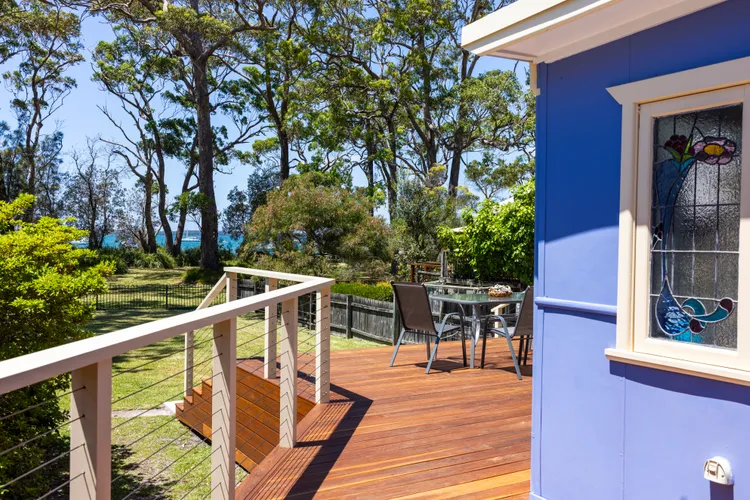 Banksia Cottage – Pet Friendly Waterfront