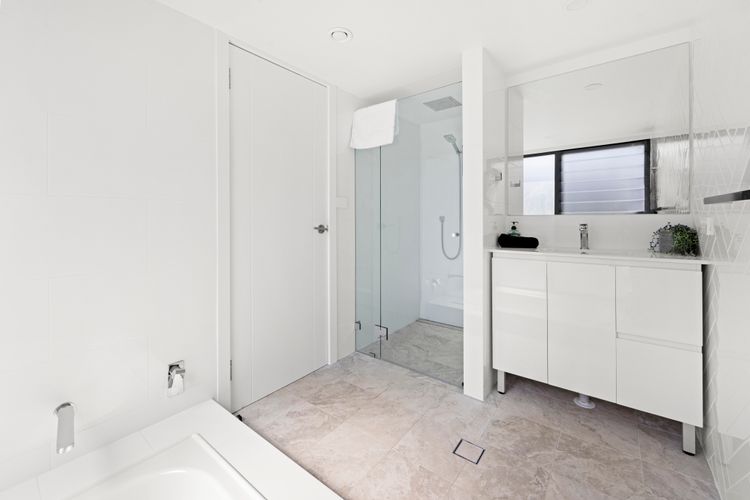Zara del Mar – Pet Friendly Absolute Waterfront