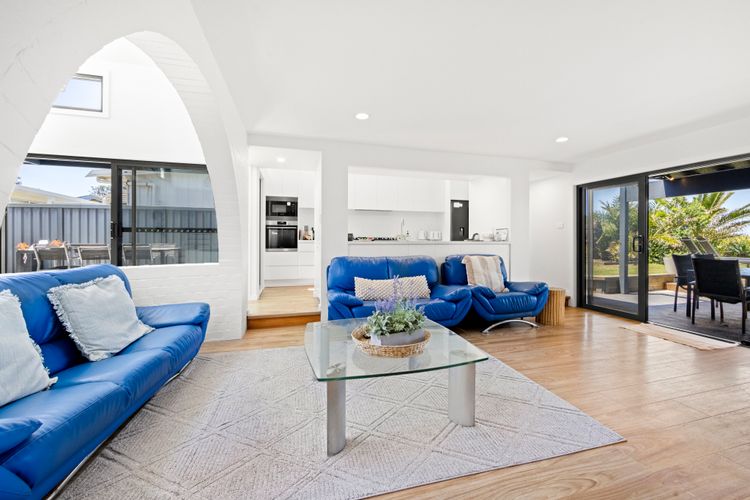 Zara del Mar – Pet Friendly Absolute Waterfront