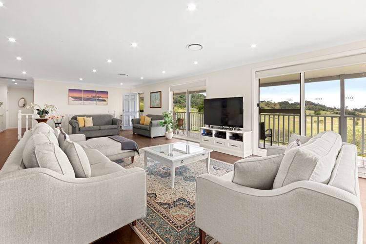 Olive Grove – Pet Friendly with Fireplace
