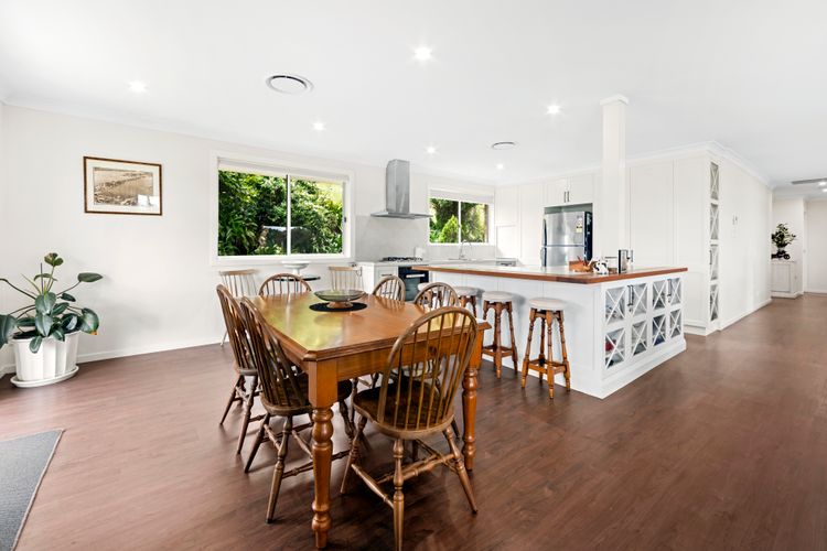 Olive Grove – Pet Friendly with Fireplace