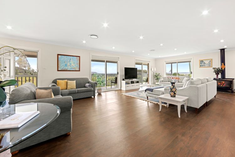 Olive Grove – Pet Friendly with Fireplace