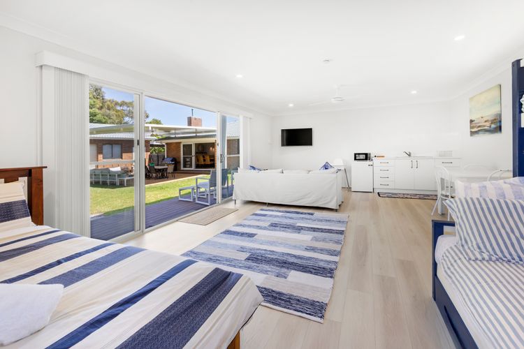 Cedasands – Pet Friendly – 4 Mins Walk to Beach