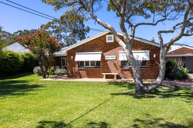 Cedasands – Pet Friendly – 4 Mins Walk to Beach
