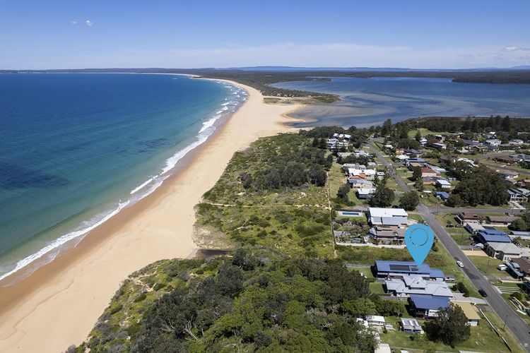 Easy access to an amazing surf beach for surfing