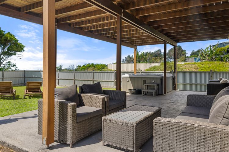 Whale Watcher – Beachfront with Spa