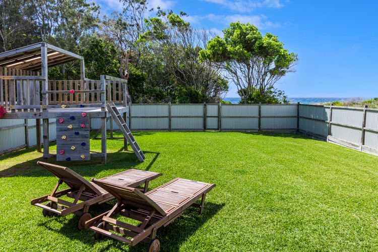 Whale Watcher – Beachfront with Spa