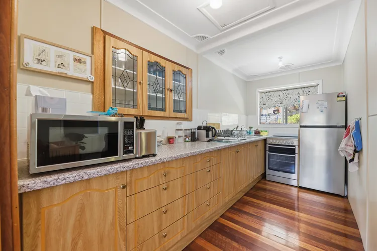 Dorathee Cottage – Pet Friendly – Absolute Waterfront
