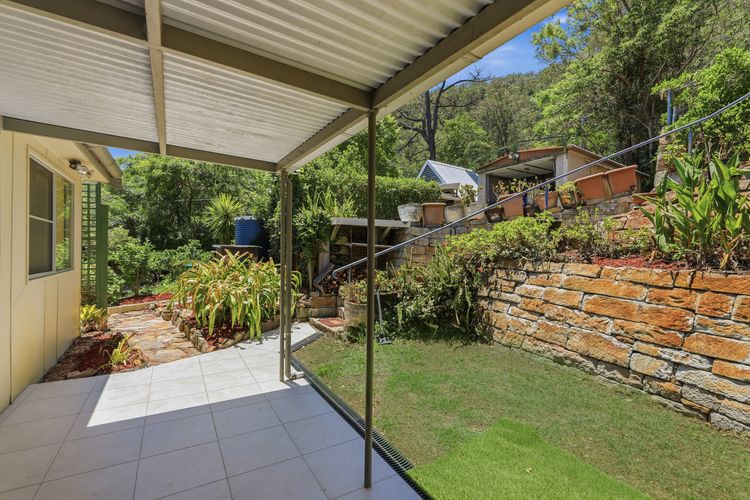 Dorathee Cottage – Pet Friendly – Absolute Waterfront