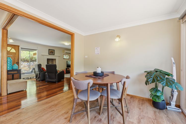 Dorathee Cottage – Pet Friendly – Absolute Waterfront