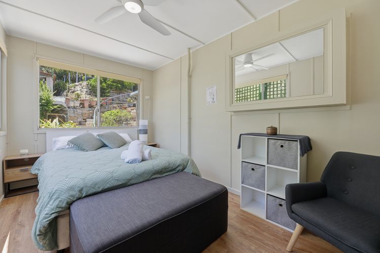 Dorathee Cottage – Pet Friendly – Absolute Waterfront