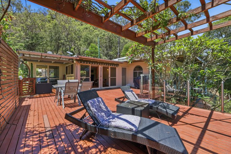 Dorathee Cottage – Pet Friendly – Absolute Waterfront