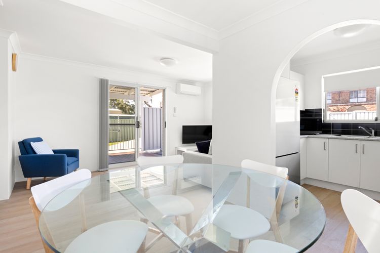 Villa Burra – Pet Friendly – 5 Mins Walk to the Beach