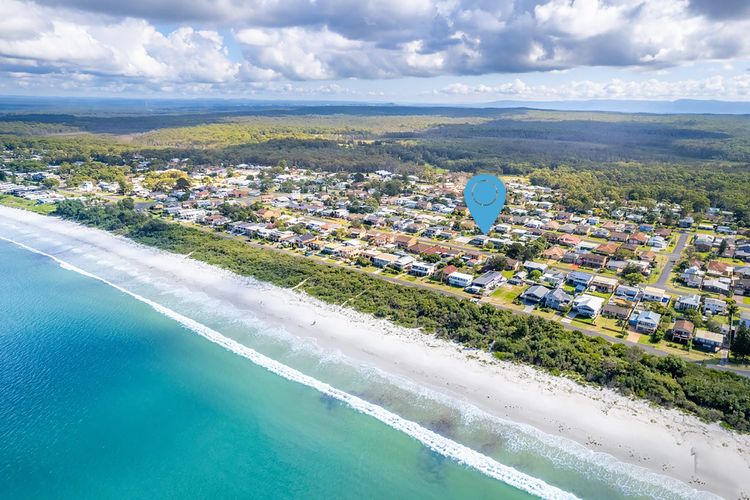Bay Bliss – Fireplace – 3 Mins Walk to Beach