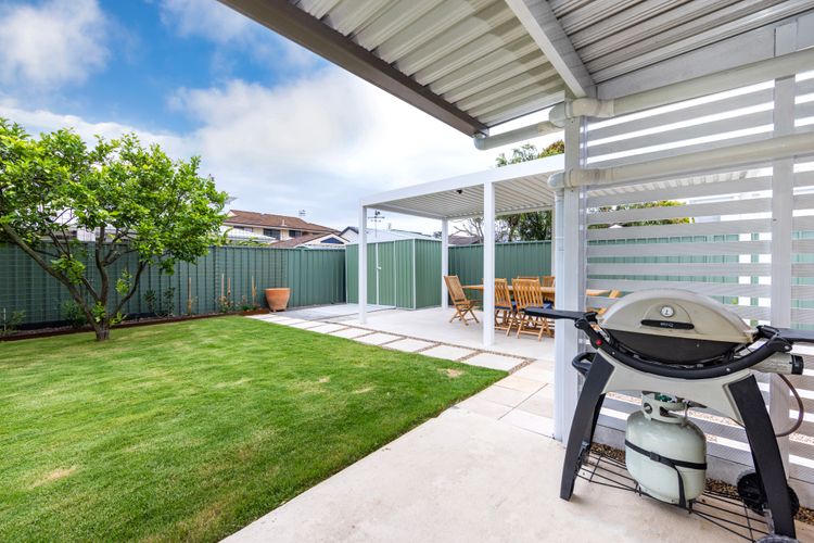 Bay Bliss – Fireplace – 3 Mins Walk to Beach