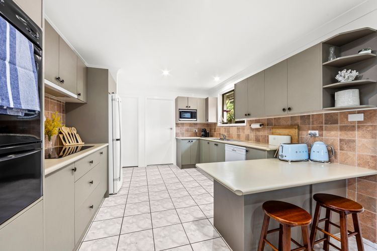 Bay Bliss – Fireplace – 3 Mins Walk to Beach