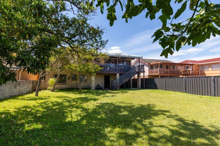 Beach Haus – Pet Friendly – 2 Mins Walk to Beach